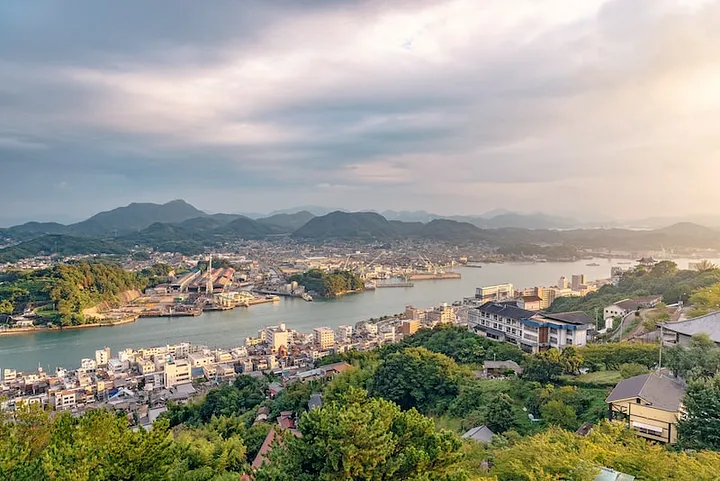 Menjelajah Tomonoura Hiroshima: Kota Pelabuhan Menawan di Laut Pedalaman Seto 11 Onomichi is another town that is close to Fukuyama City’s Tomonoura on the Seto Inland Sea